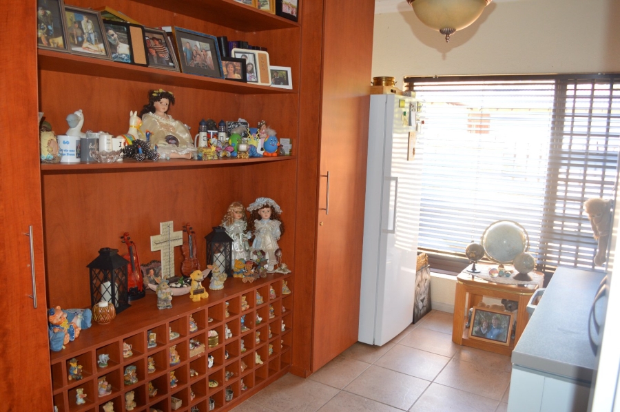 3 Bedroom Property for Sale in Wilkoppies North West